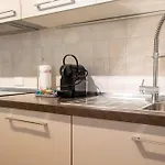 Welc-om Toti Station Flat *