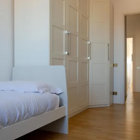 Welc-om Toti Station Flat Daire *