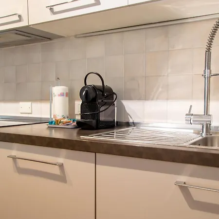 Welc-om Toti Station Flat *