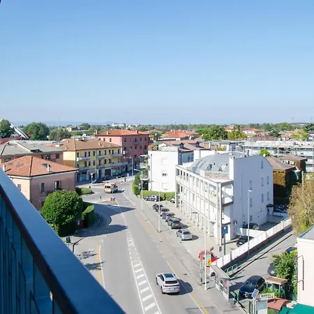 Apartment Welc-om Toti Station Flat Padova