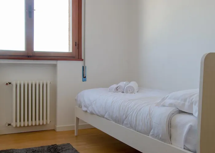 Welc-om Toti Station Flat