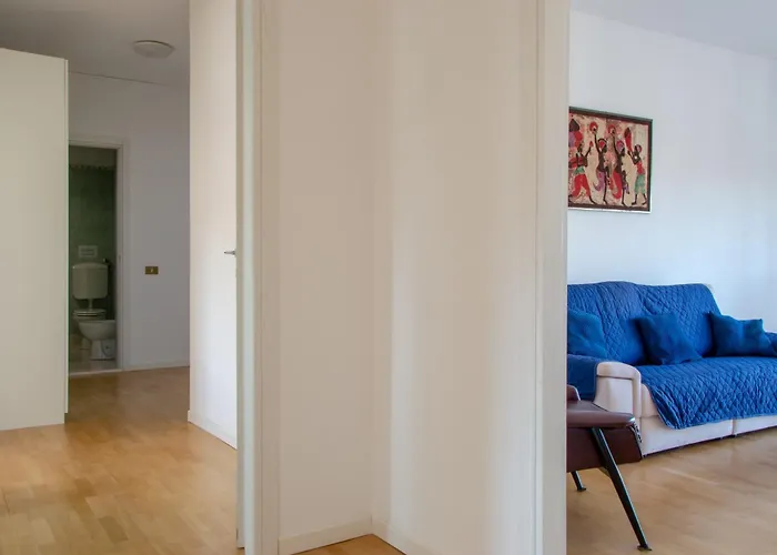 Apartman Welc-om Toti Station Flat *
