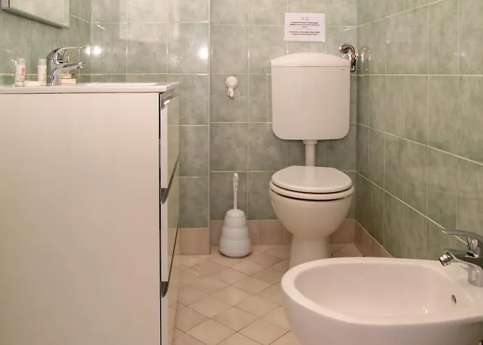 Welc-om Toti Station Flat Apartman *